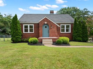 210 Kennon Rd, Knoxville, TN 37909