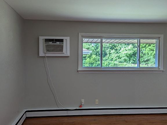 4th image of 339 Smithtown Blvd #14