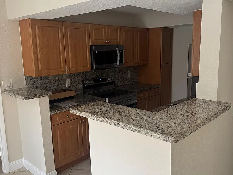 10500 SW 155th Ct #10112 — Photo 2