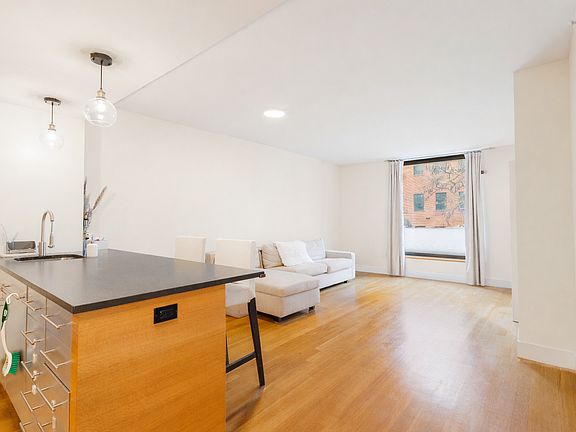 4th image of 145 Lexington Ave #2