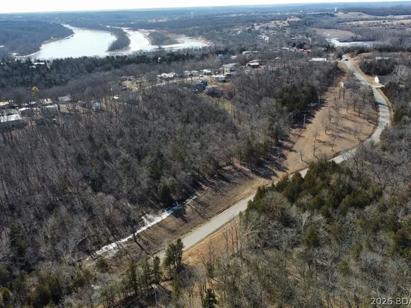 Lost Valley Rd, Warsaw, MO 65355