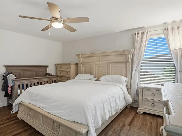 11007 Sycamore Woods Dr — Photo 26