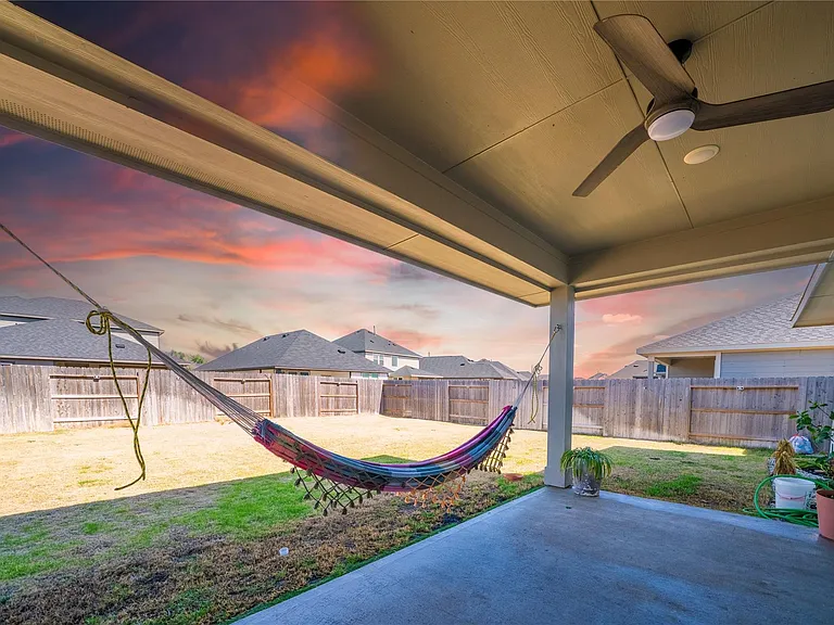 21802 Blue Daisy Ct — Photo 41