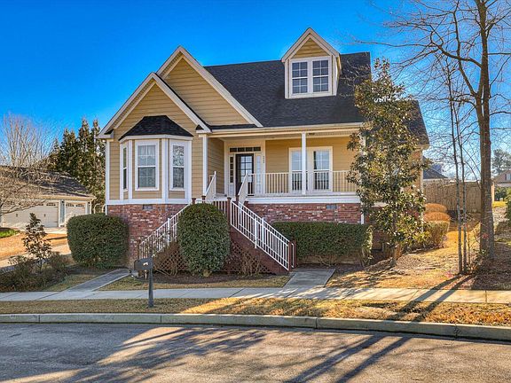 2nd image of 222 Devereux Dr #0