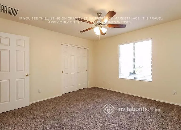 2282 E Meadow Chase Dr — Photo 12