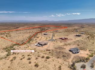 E La Pradera Ln, Hereford, AZ 85615