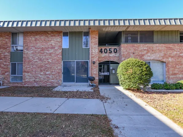 4050 West Rivers Edge CIRCLE #1, Brown Deer, WI 53209