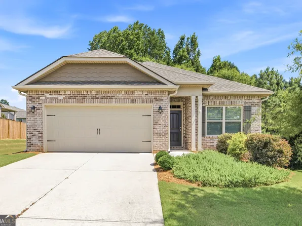 645 Skyview Dr, Commerce, GA 30566