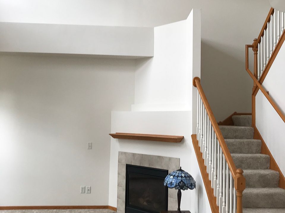 2nd image of 1696 Liberty Cir
