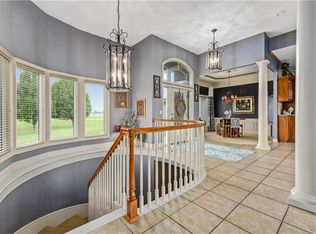 18910 S Prairie Ln, Pleasant Hill, MO 64080