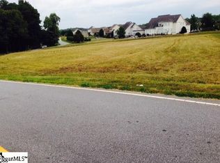 Pine Dr, Greer, SC 29651