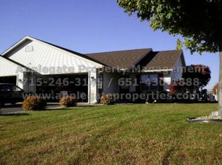 615 Circle Pine Dr #2, New Richmond, WI 54017