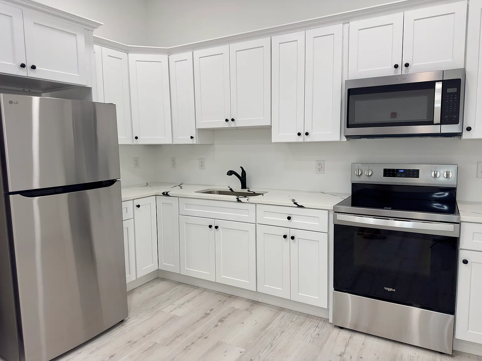 1 bed, $1,800 — Photo 4