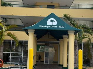 8320 NW 8th St APT 206, Miami, FL 33126