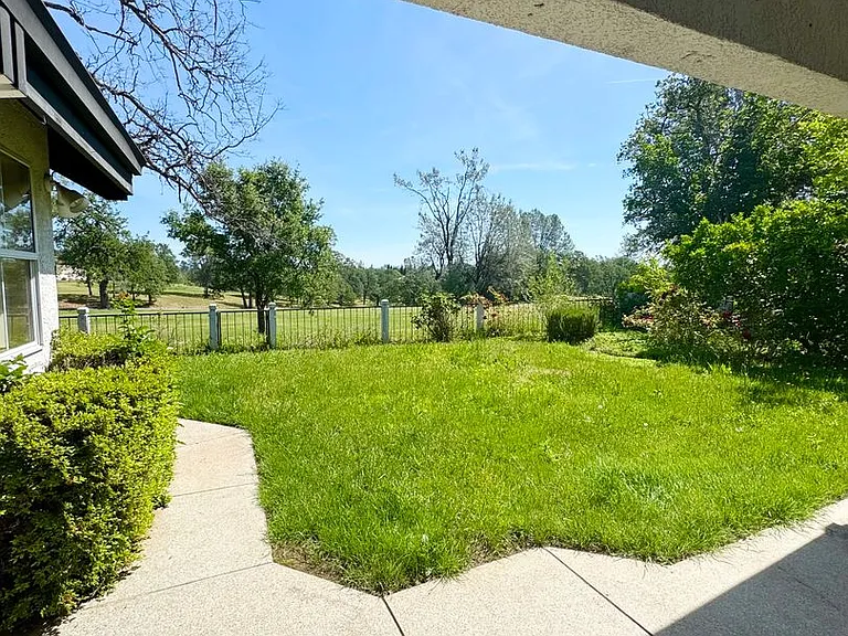 1855 Gold Hills Dr — Photo 26