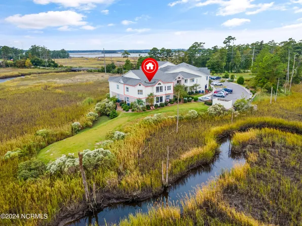 4203 River Road #201, Wilmington, NC 28412