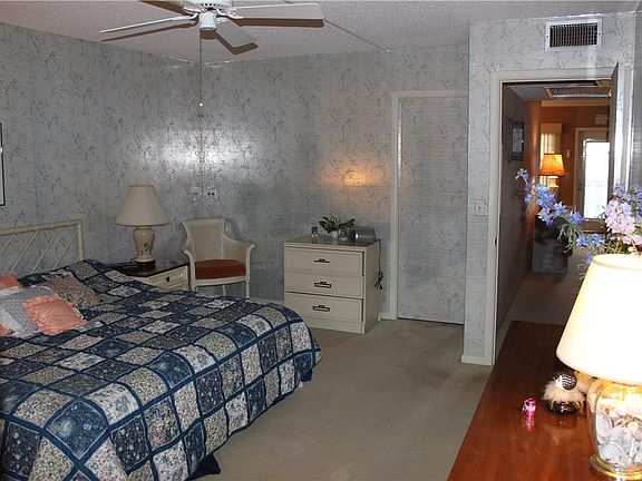 4th image of 416 Richmond C #416