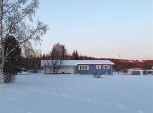 967 Senate Loop, Fairbanks, AK 99712