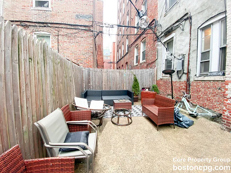 60 N Margin St #2 — Photo 7