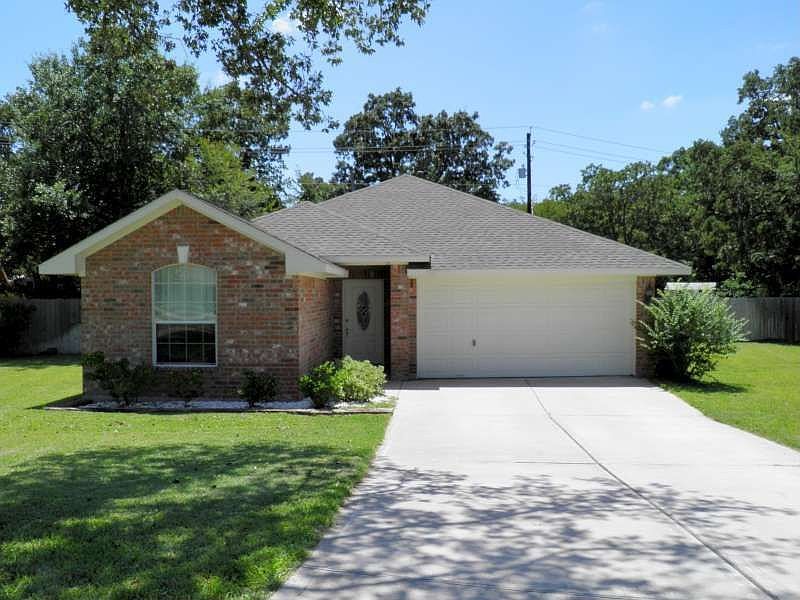 1st image of 2395 Woodbend Dr