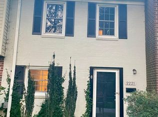 2221 Sedgewick Dr, Virginia Beach, VA 23454