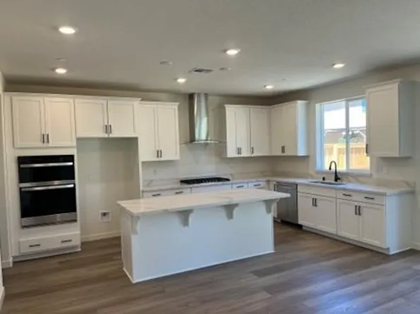 1541 Minories Dr, Plumas Lake, CA 95961