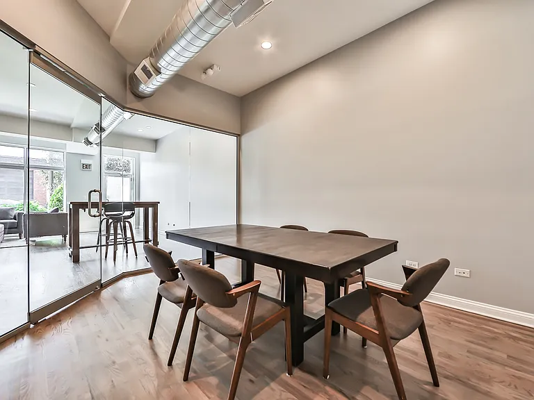 517 N Racine Ave #1 — Photo 6
