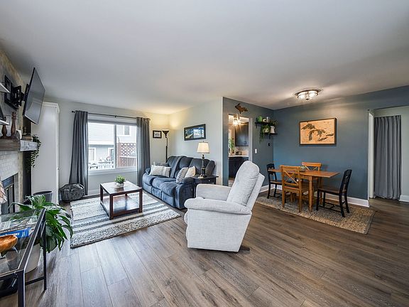 3rd image of 2458 Brunswick Cir APT B