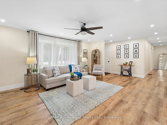 5th image of 3714 Newtonville Rd