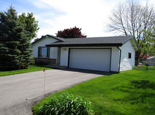 3319 Ivy Ln, Racine, WI 53402