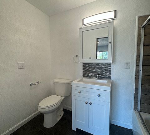 5th image of 5034 Lake Shastina Dr