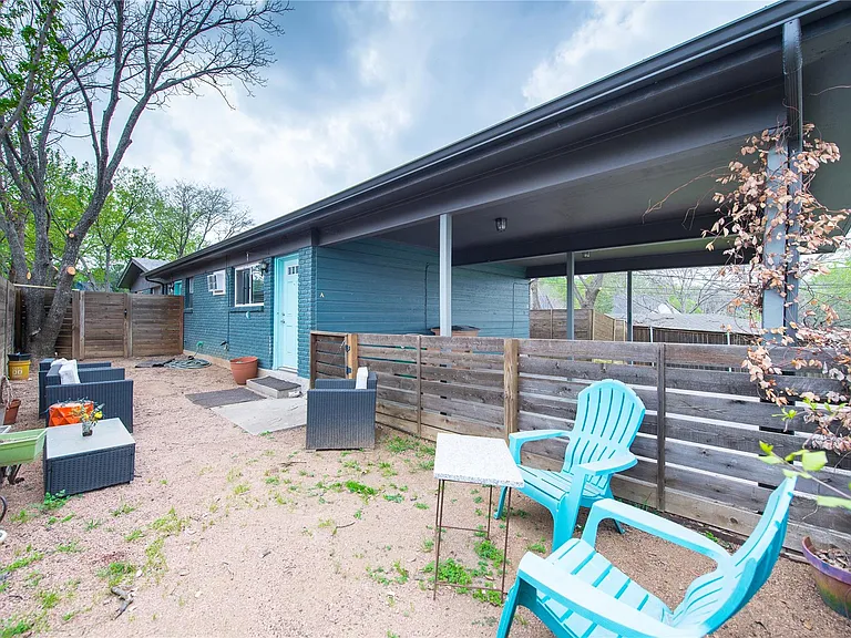 1715 Taylor Gaines St #A — Photo 23
