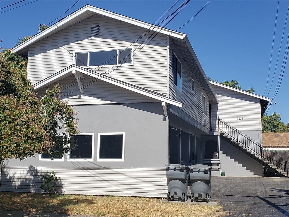 2nd image of 1547 2nd Ave APT 1