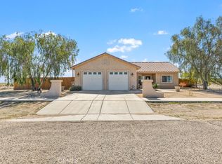 1081 Aberdeen Dr, Thermal, CA 92274