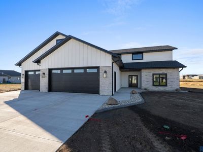 2001 N Hacksaw Trl, Sioux Falls, SD, 57107