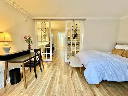 Rented by NY Living Solutions | media 12