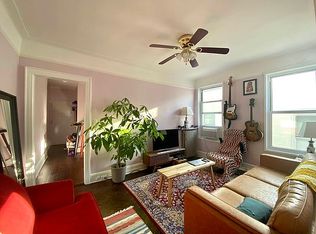 578 17th St #2R, Brooklyn, NY 11218