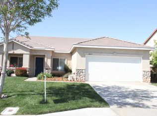 2043 W Holguin St, Lancaster, CA 93536
