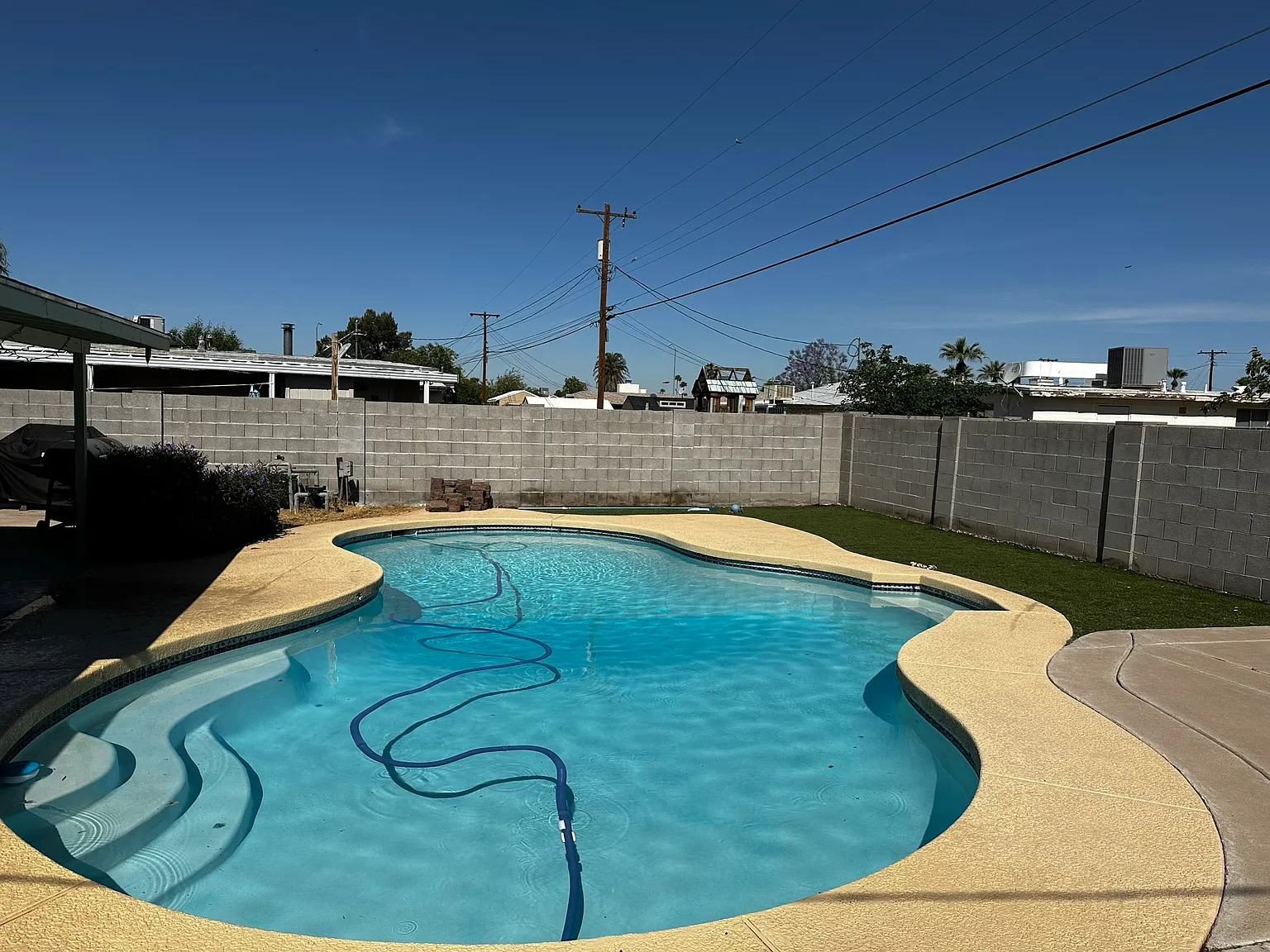 1534 W 6th Dr — Photo 3