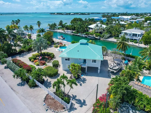 17153 Buttonwood Dr W, Summerland Key, FL 33042