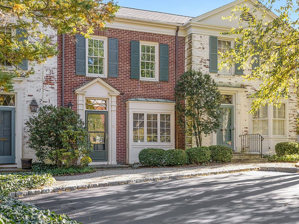 330 Elm St APT 11, New Canaan, CT 06840 | MLS #24018367 | Zillow