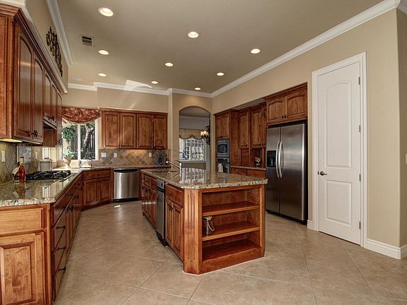 5th image of 4213 Olga Ln