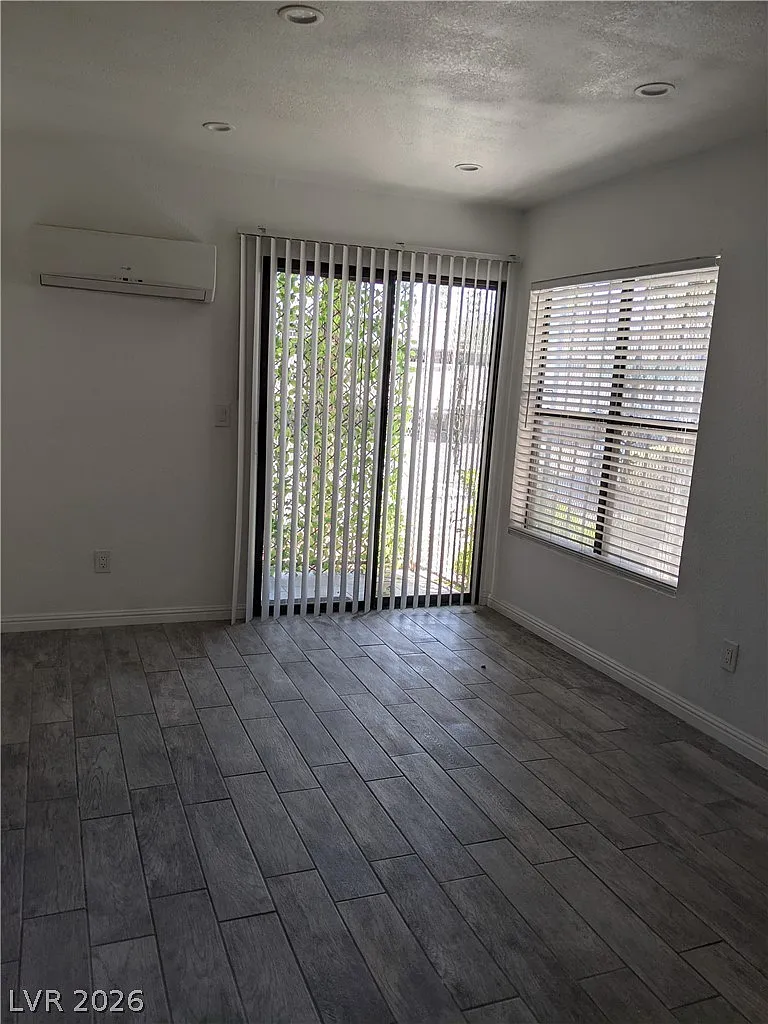 1 bed, 1.0 bath, 462 sqft, $995 — Photo 4
