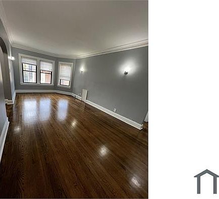 4th image of 8017 S Vernon Ave APT 2A