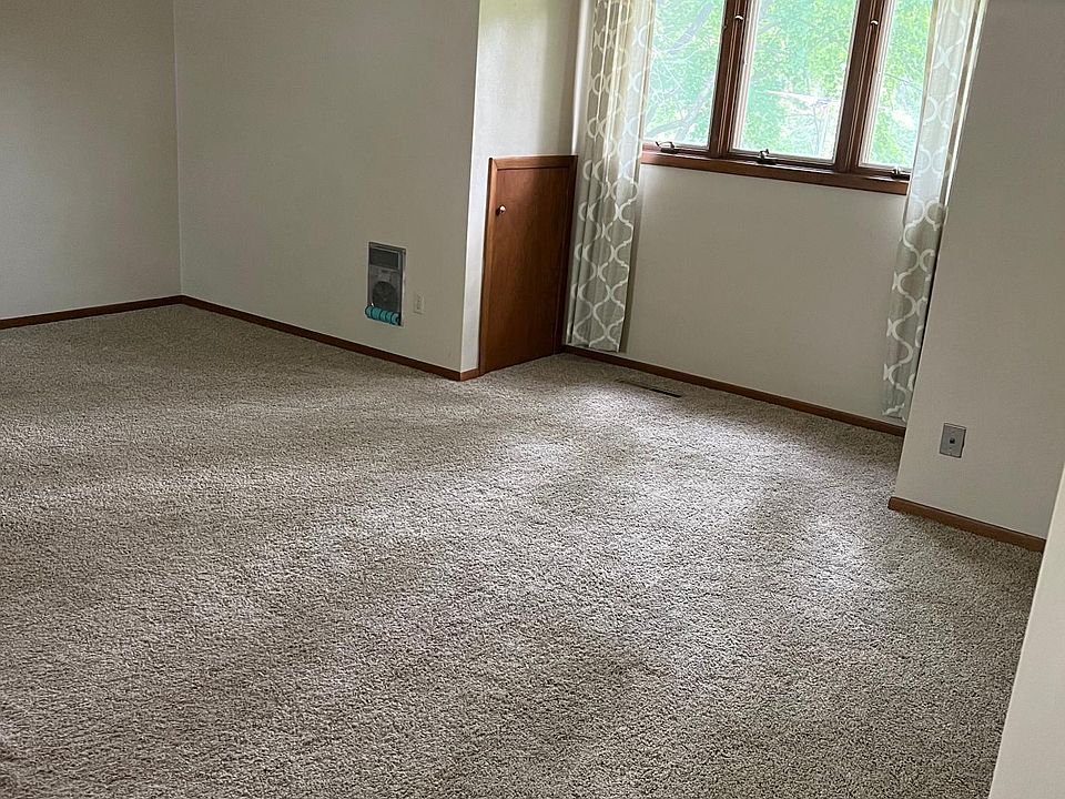 2nd image of 1743 W 48th St #2