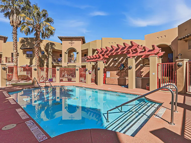 1320 Avenida De Mesilla — Photo 3