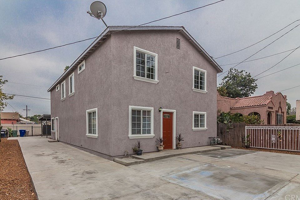 1st image of 1422 E 58th Dr