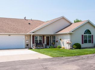 2117 Century Hills Ct NE, Rochester, MN 55906