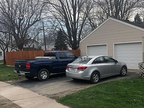 3rd image of 140 Frazee Ave