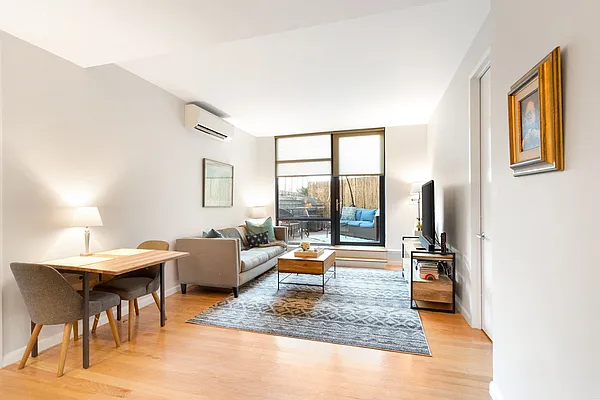 Sold by Modern Spaces | media 1